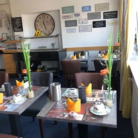 Hotel Peterchens Mondfahrt-3