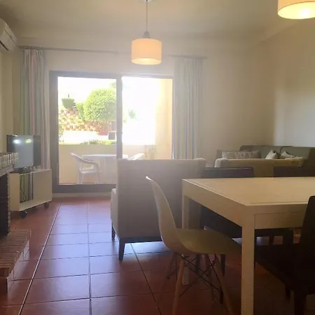 Apartamentos Vila Praia-3