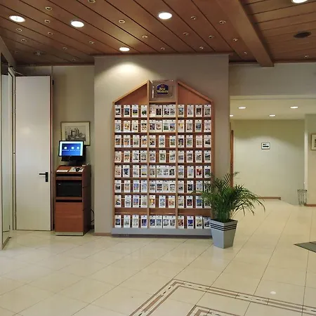 Best Western Hotel International-3