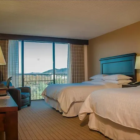 Blue Ridge Hotel & Conference Center-3