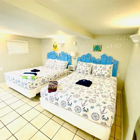Sun Deck Inn & Suites-3