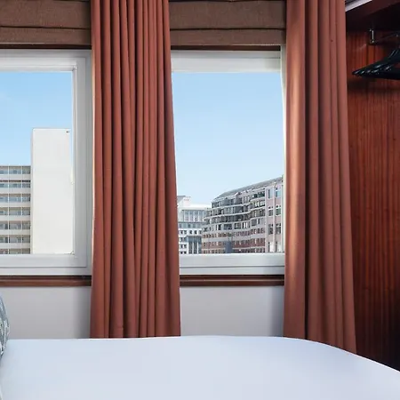 Townhouse Hotel-2