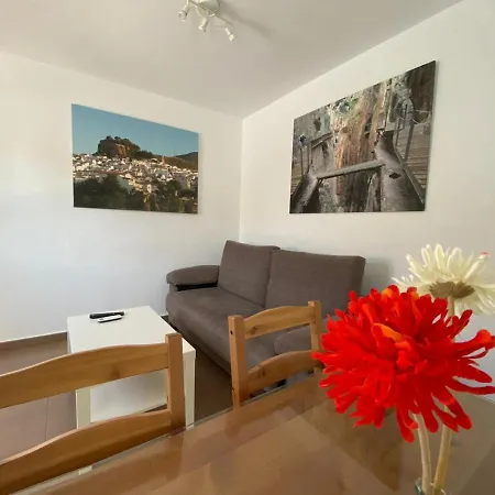 Hostal Restaurante El Cruce-3