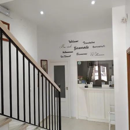 Hostal DP El Pilar-2