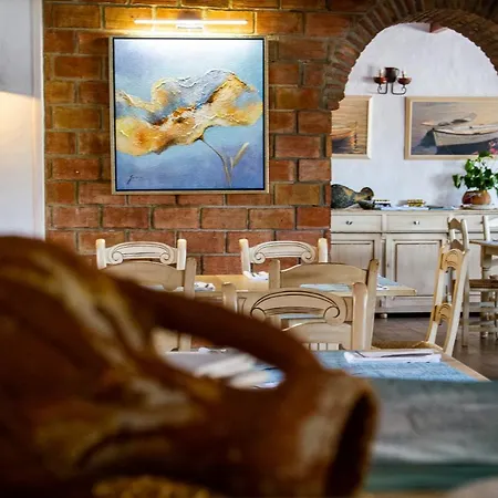 Hotel Almadraba-3