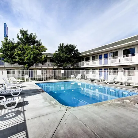 Motel 6 Wells-3