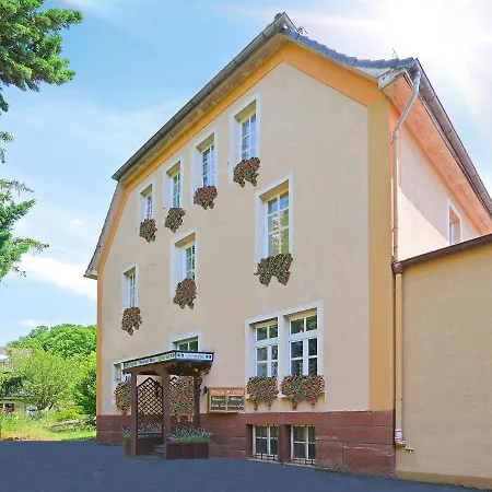 Pension Zum Saale Blick-3