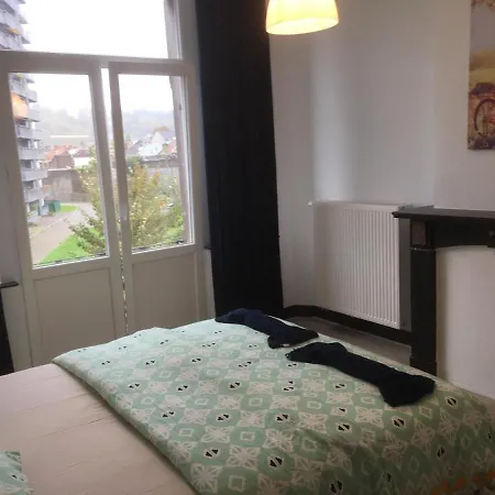 Leonard Room-3