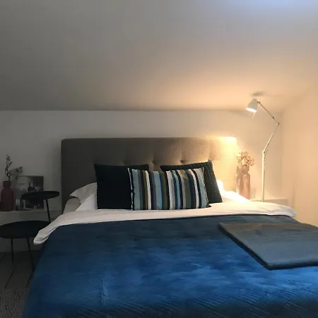 Bacchus Antwerpen - Rooms & Apartments-3