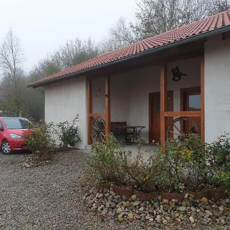 Chrom Ranch Reiterhof-2