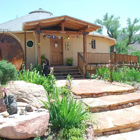 Red Moon Lodge-2