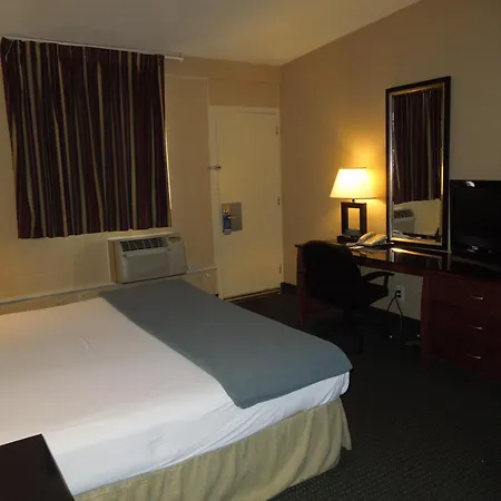 Travelodge By Wyndham Silver Spring-3