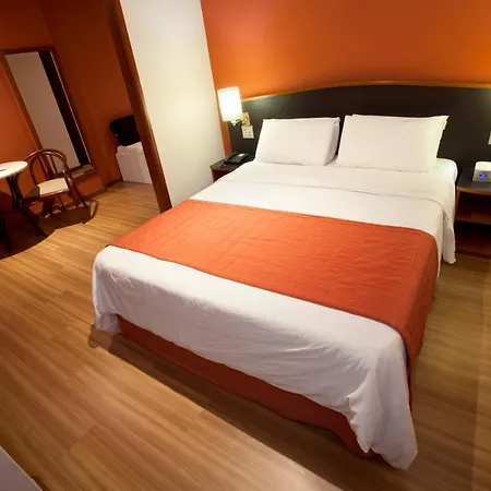Hotel Moncloa-3
