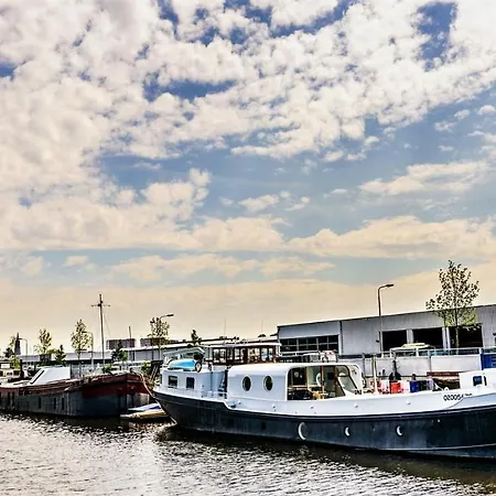 B&B Woonschip Robbedoes-3
