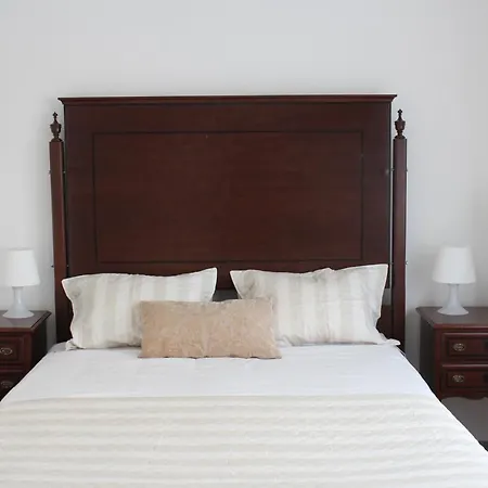 Colina Guesthouse - Braga-2