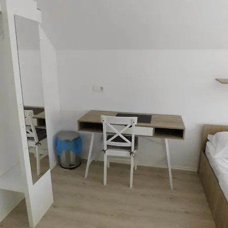 Evi Rooms Ljubljana-2