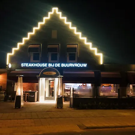 Slapen bij de Buurvrouw-2