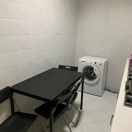 Room Nana'-2