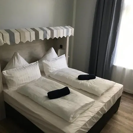 Stayhome Tossens-3