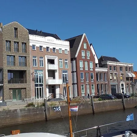 Thorbecke Canal View 45M2 Loft-2
