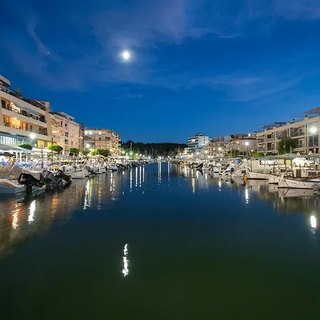 Es Nautico Suites-3
