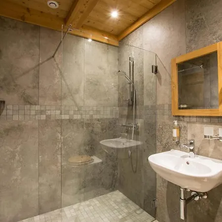 Chalet Carnauba-2