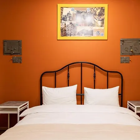 Post House Rooms-2