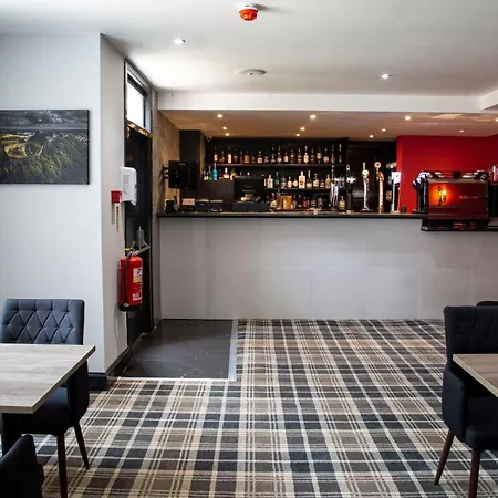 Crown Court Hotel-3