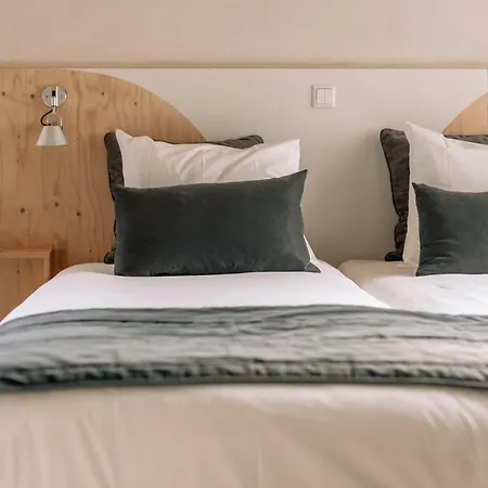 Asgard Hotel-2