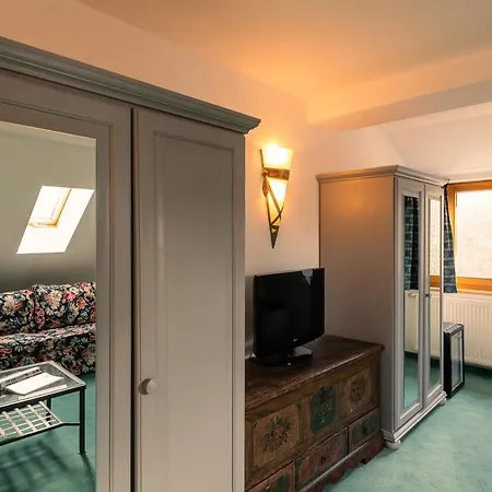 Parkhotel STEIGER Hohnstein-3