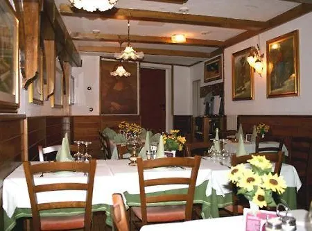 Hotel Carlton-2