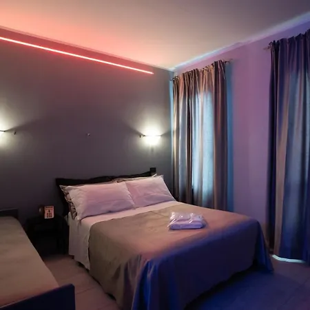 J Hotel-3