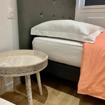 Nanterre Room-2