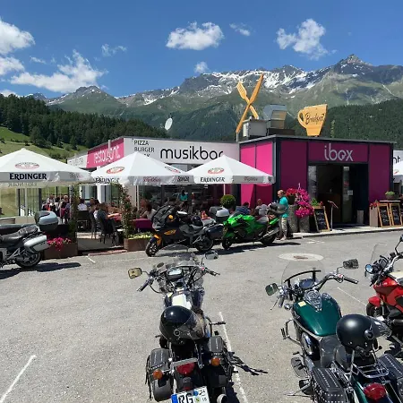 Ibex Hostel-3
