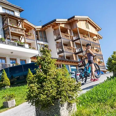 Dolasilla Mountain Panoramic Wellness Hotel-3