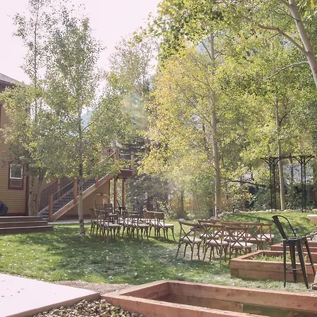 Clear Creek Inn-3