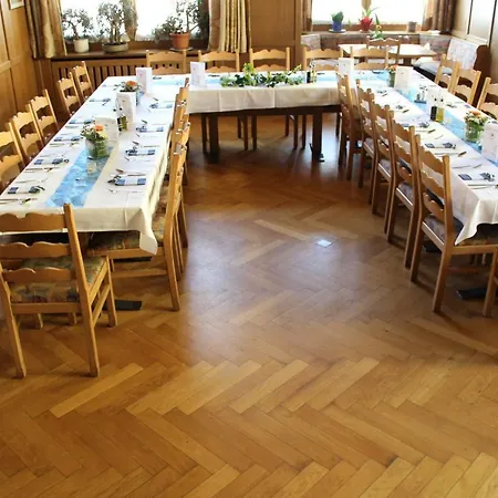 Brauerei und Gasthof Frischeisen-2