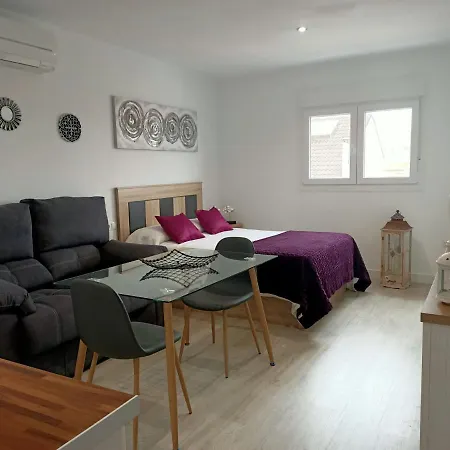 Apartamentos NayDa studio 1-3