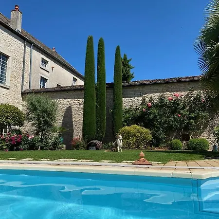 LE JARDIN Chambre de charme, piscine à Meursault-2
