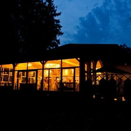 Landhotel Gustav-2