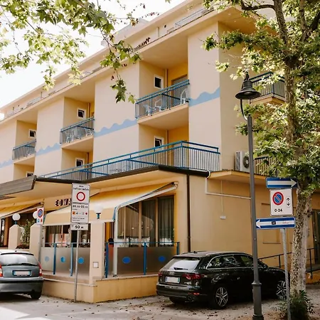 Hotel Edward-2