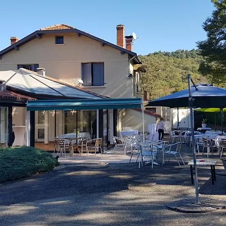 Pavillon Du Lac-2