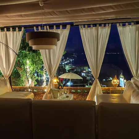 Isoco Guest House-3