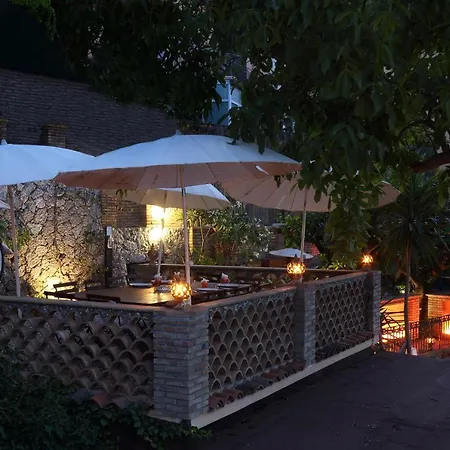 Isoco Guest House-2