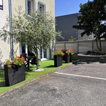 Hôtel M&R-2