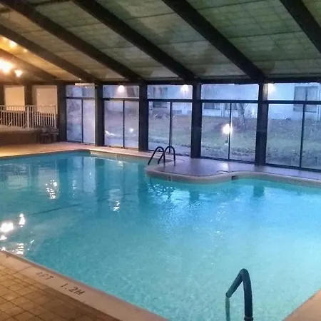 Howard Johnson By Wyndham Bartonsville/Poconos Area-3