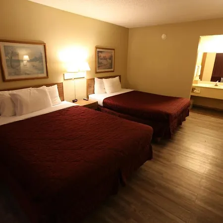 Ozark Swiss Inn-2