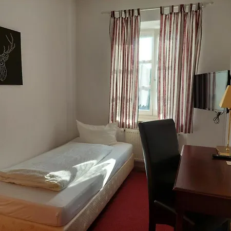Der Heurige im Gasthaus zum Löwen-2