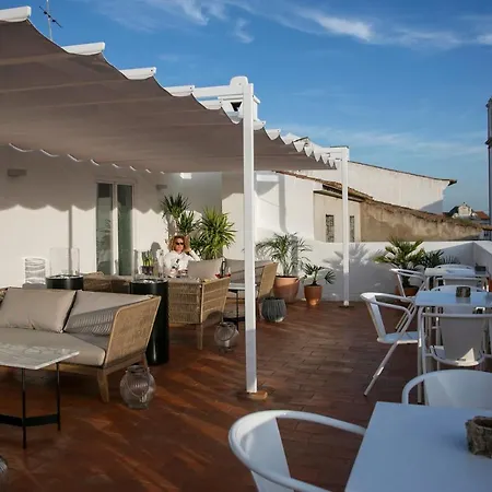 Valeriana Exclusive Guesthouse-3