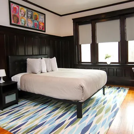 A Stylish Stay With A King Bed And Heated Floors #27-3
